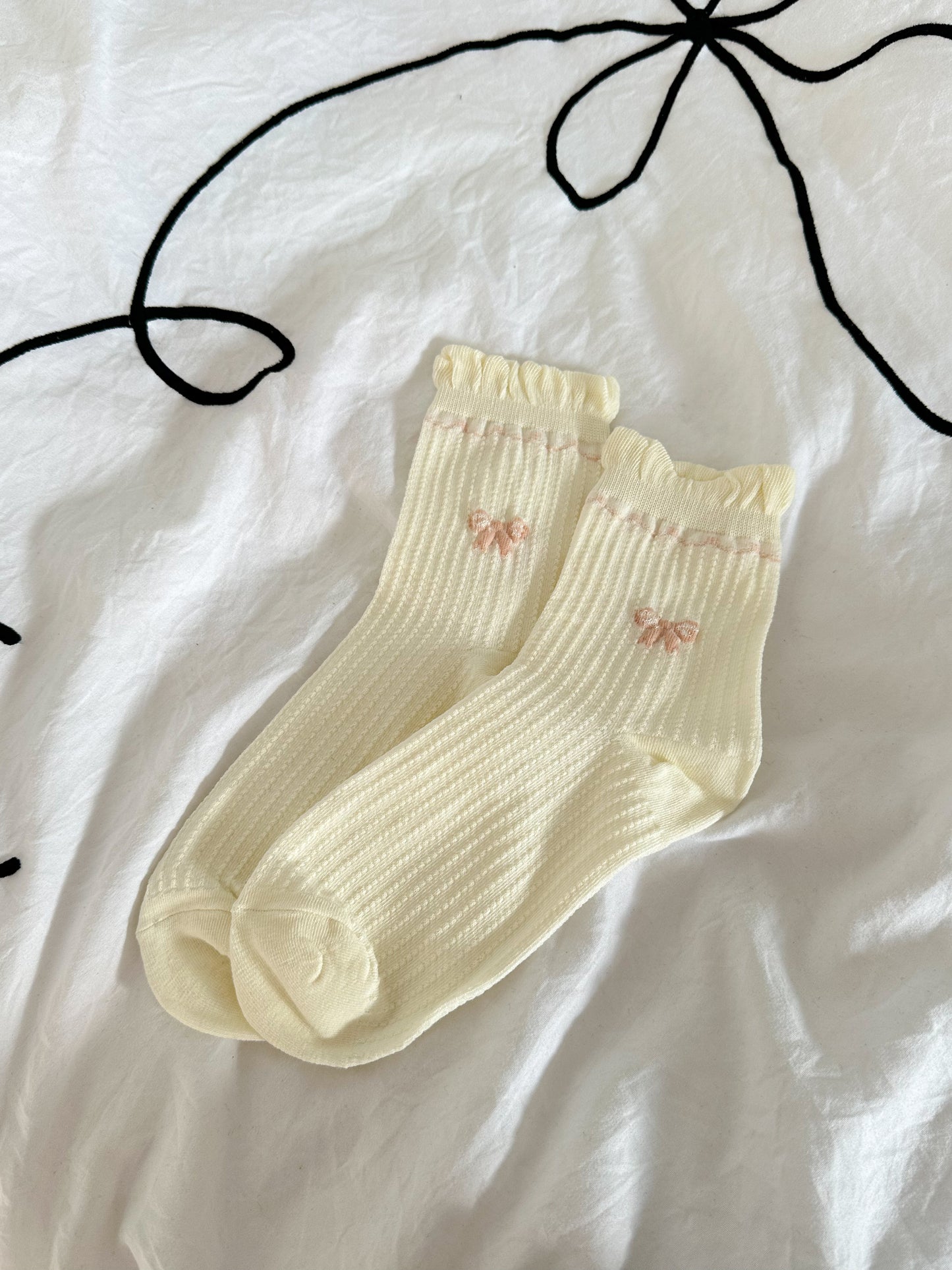 The Cutesy Bow Socks